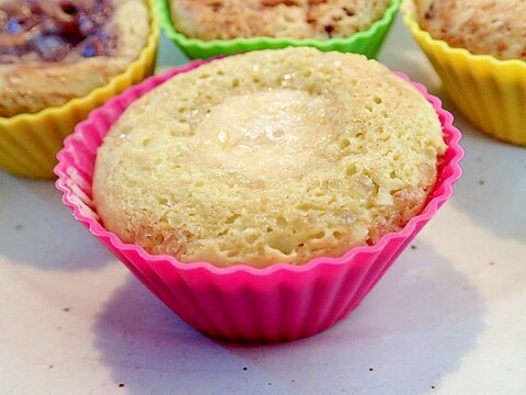 メープル香る　バナナの抹茶カップケーキ